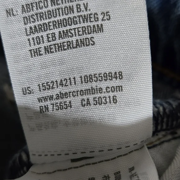 Abercrombie & Fitch The 90's Baggy Low Rise Busted Knee Women's Jeans Size 28 - Picture 12 of 14